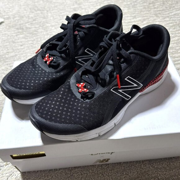 RunDisney New Balance Minnie Mouse 711v3 Training Sneakers - Picture 1 of 7